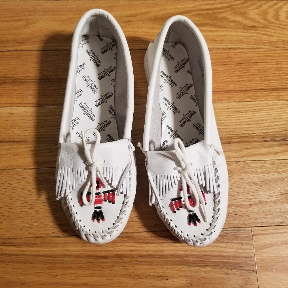 Minnetonka Thunderbird Moccasins